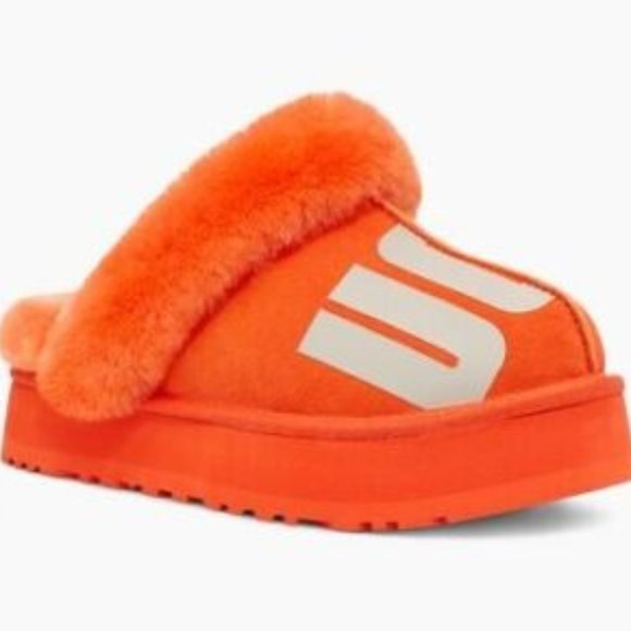 Shoes - UGG TASMAN CHOPD Slide Slippers